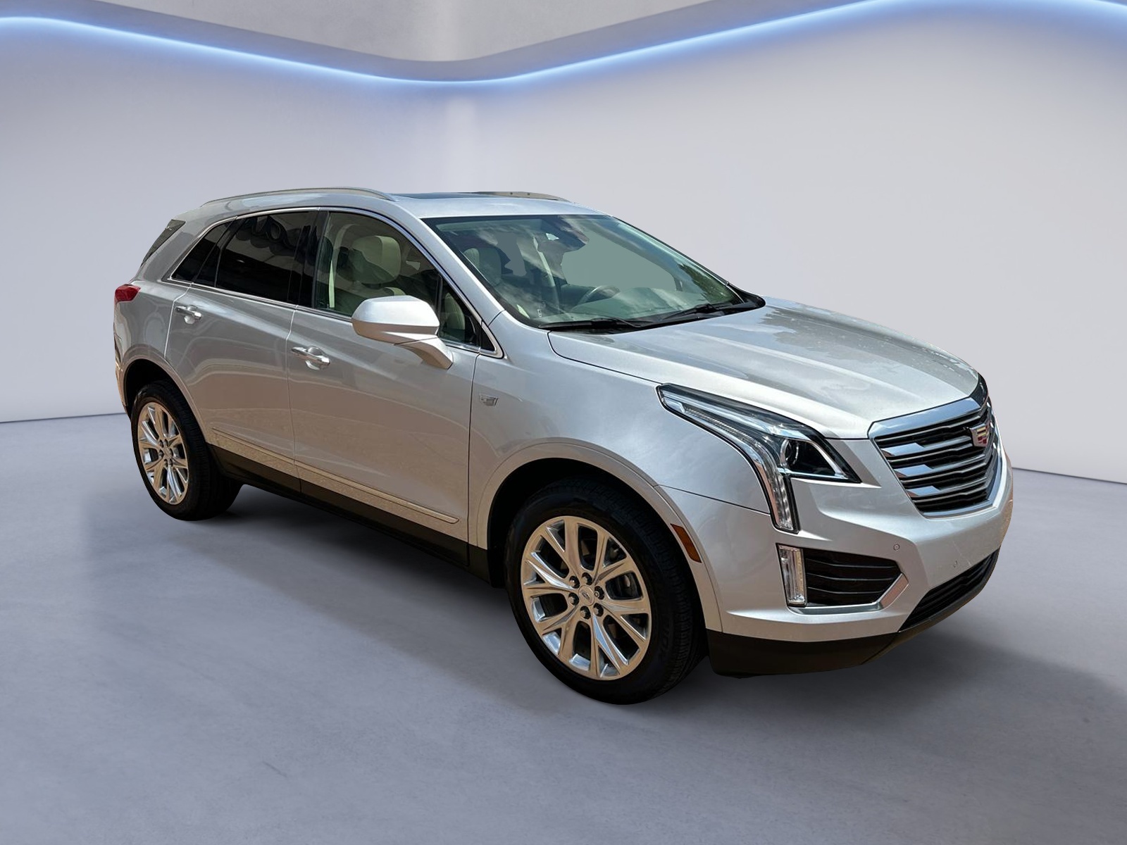 2018 Cadillac XT5 Luxury FWD 3