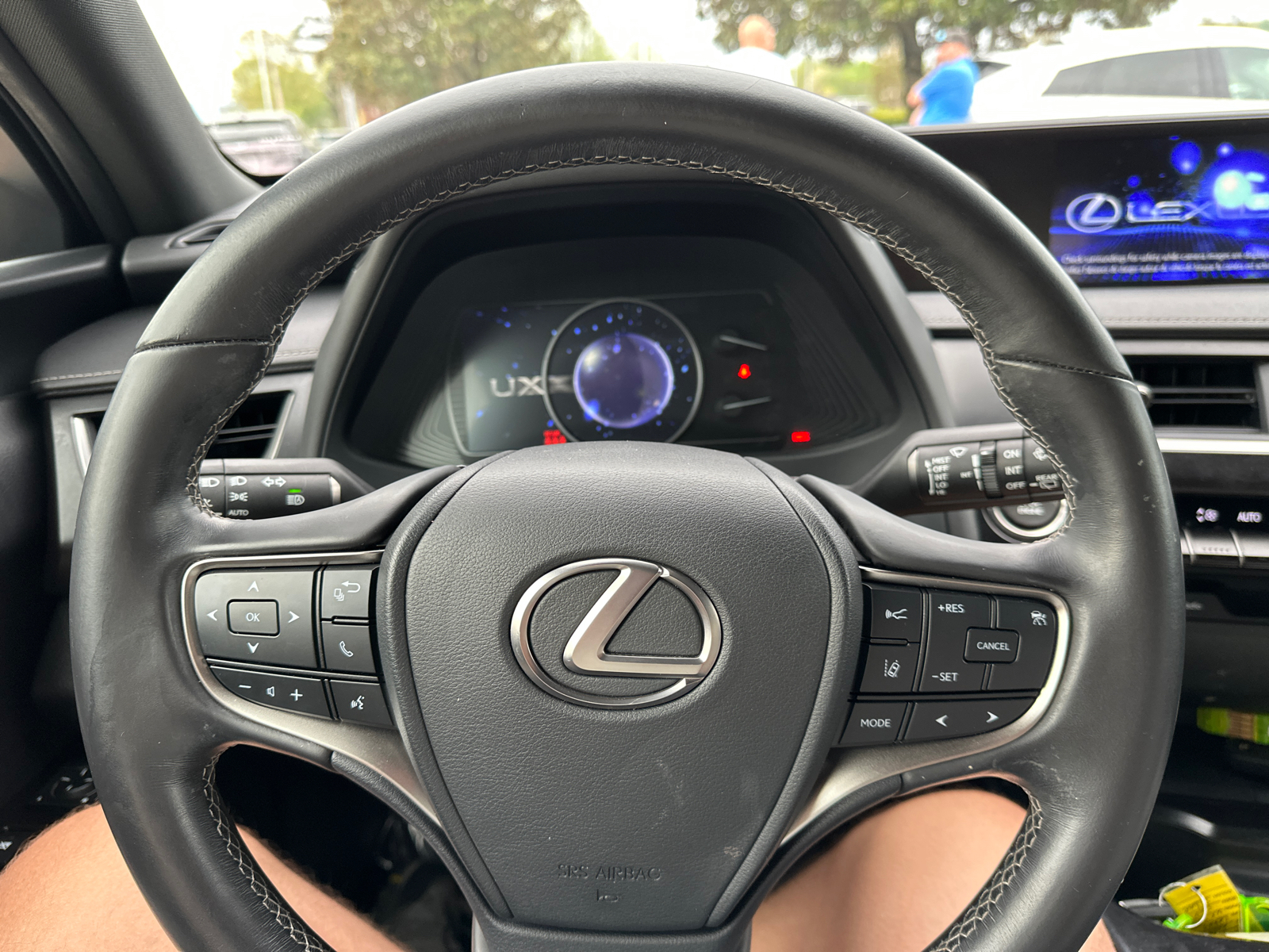 2019 Lexus UX200 FWD 8