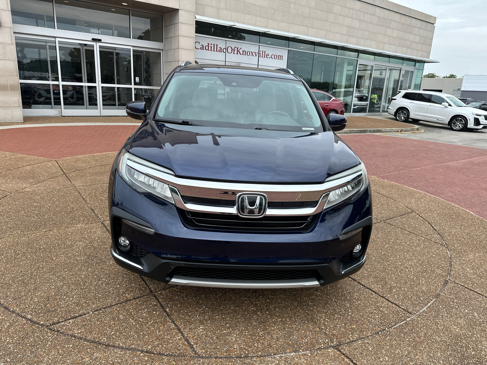 2019 Honda Pilot Touring 8-Passenger 2WD 2