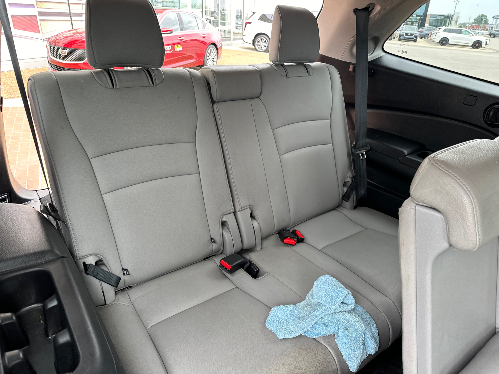 2019 Honda Pilot Touring 8-Passenger 2WD 25