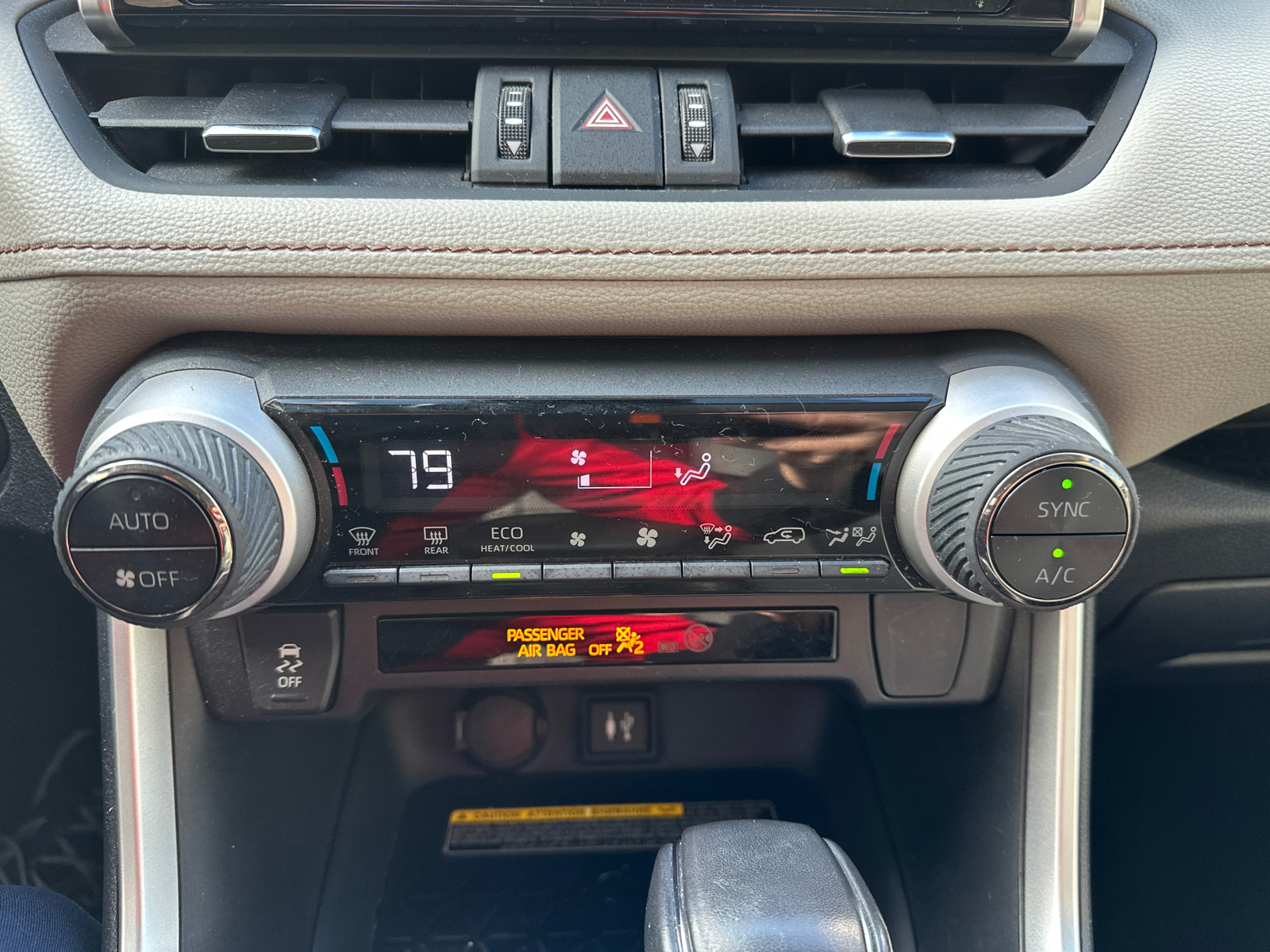 2019 Toyota RAV4 XLE Premium AWD 15