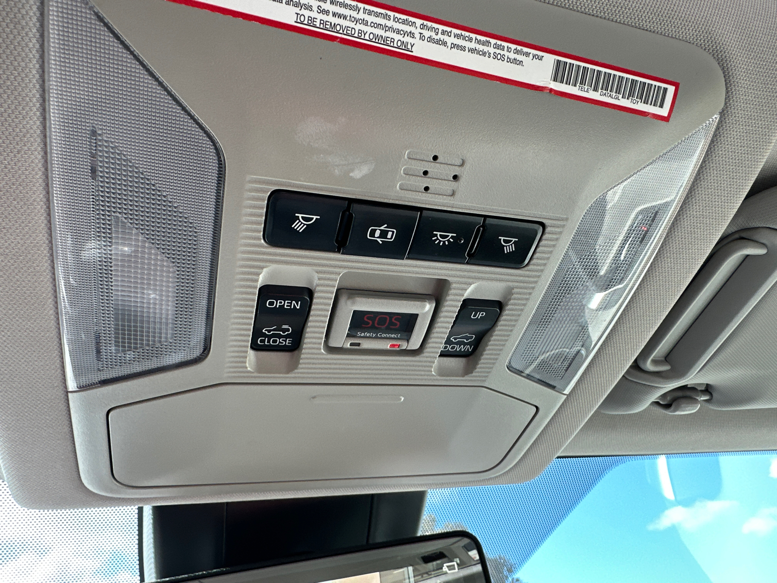 2019 Toyota RAV4 XLE Premium AWD 19