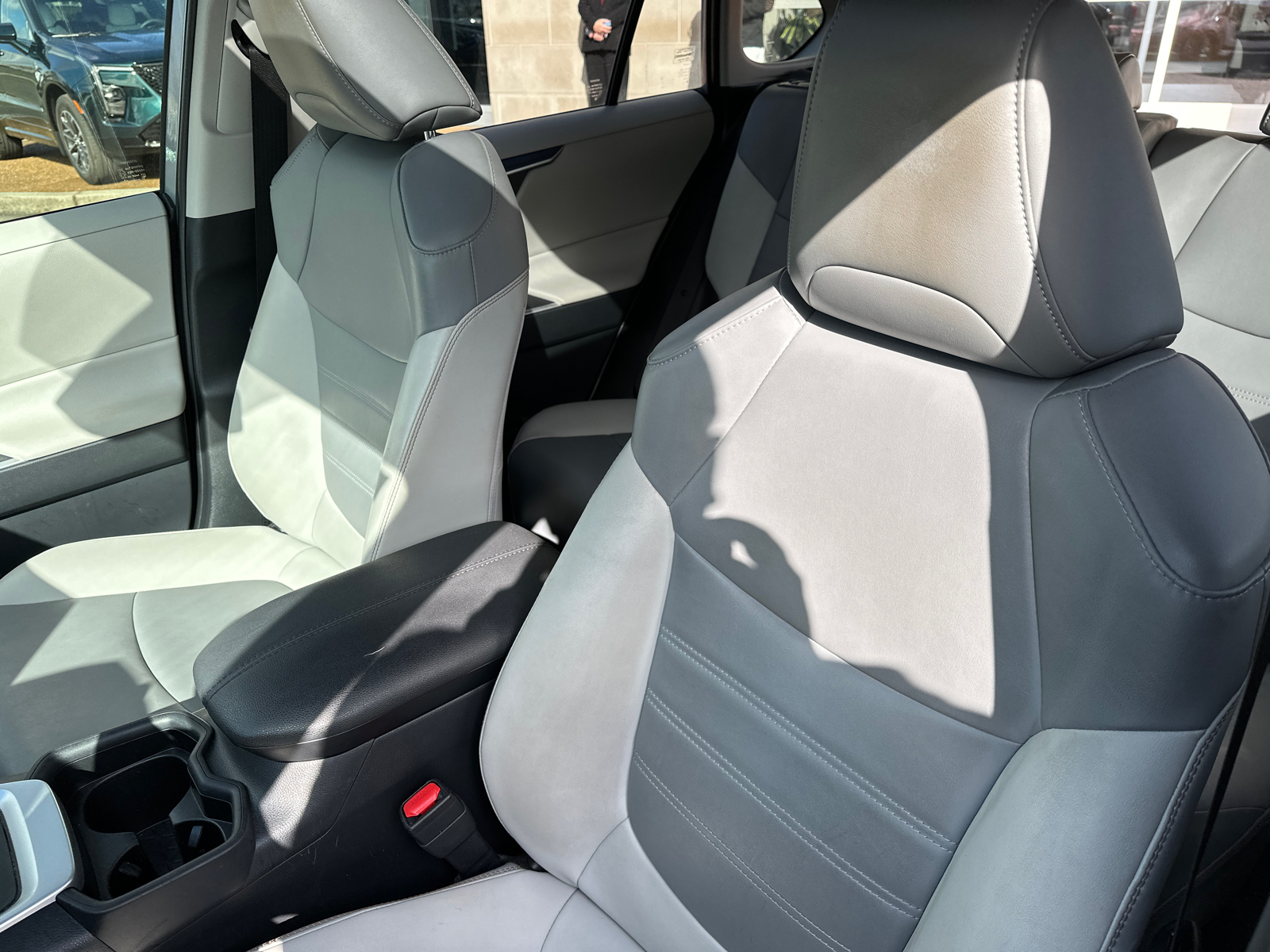 2019 Toyota RAV4 XLE Premium AWD 20