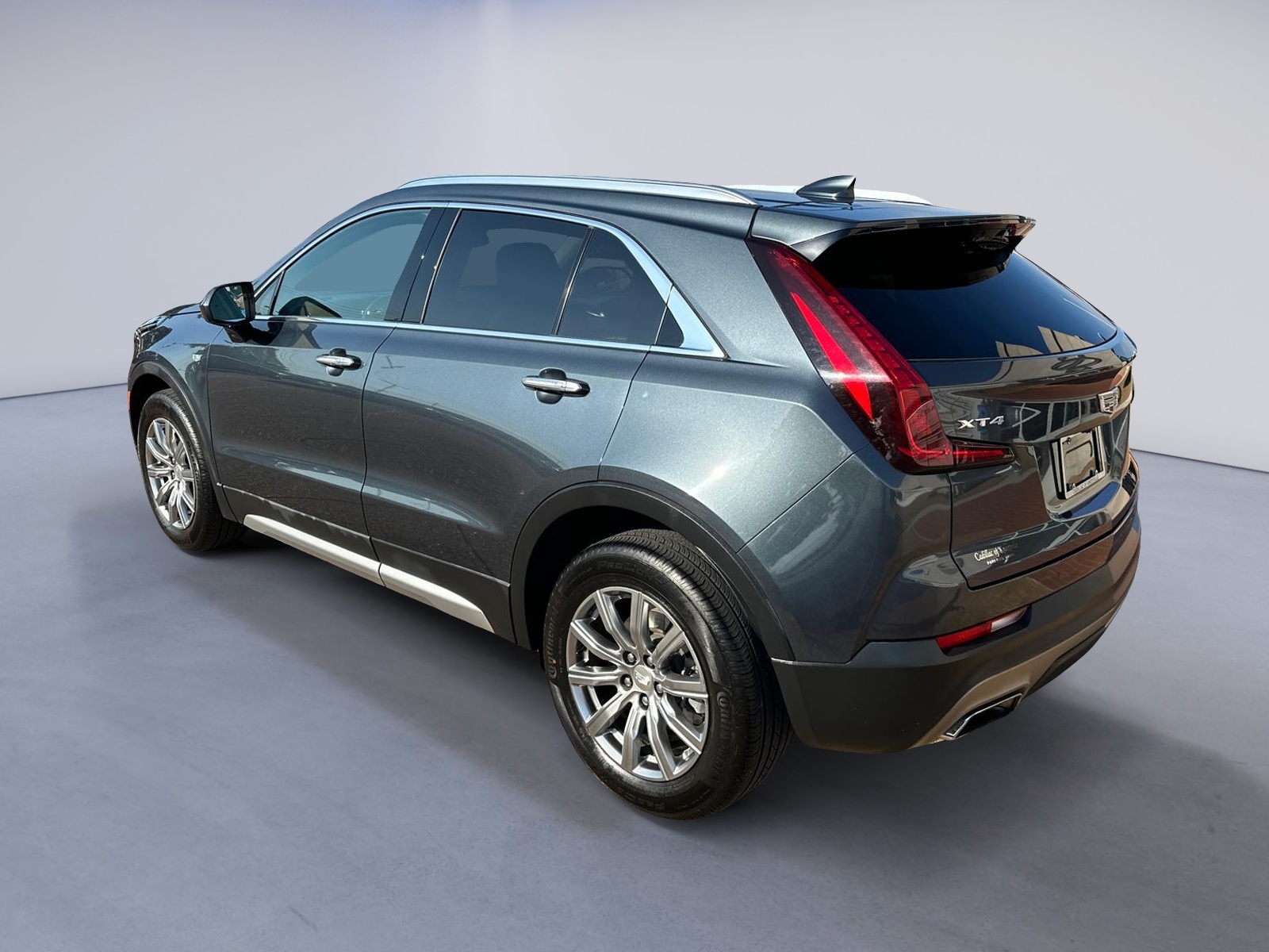 2019 Cadillac XT4 Premium Luxury FWD 6