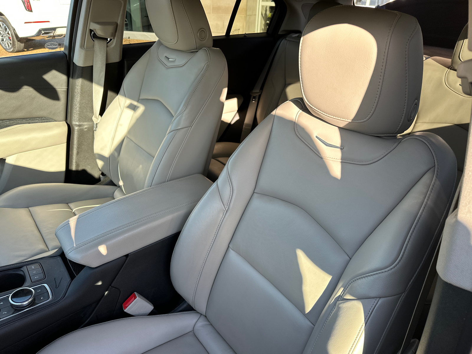 2019 Cadillac XT4 Premium Luxury FWD 20
