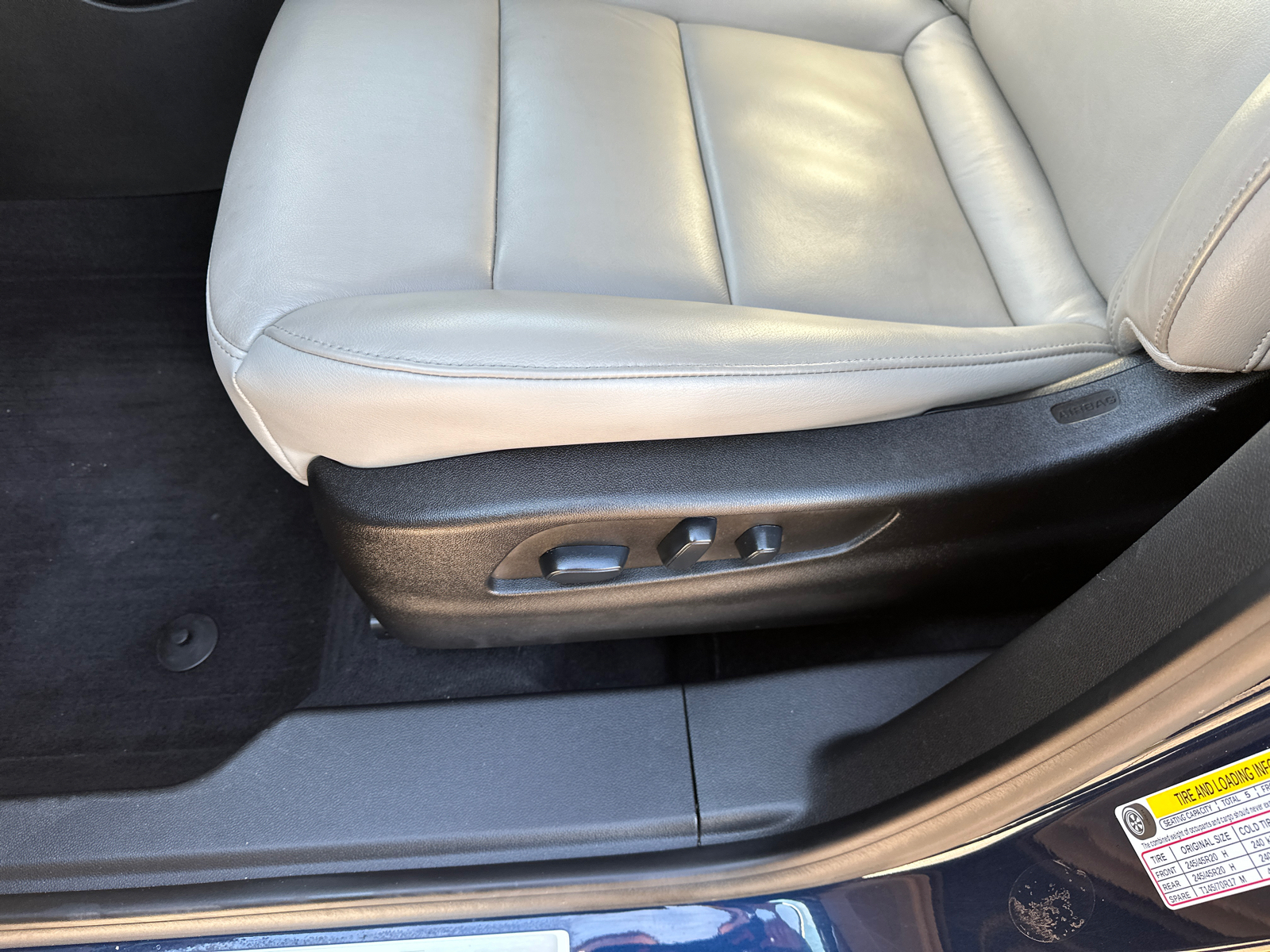 2019 Cadillac XT4 Premium Luxury FWD 21