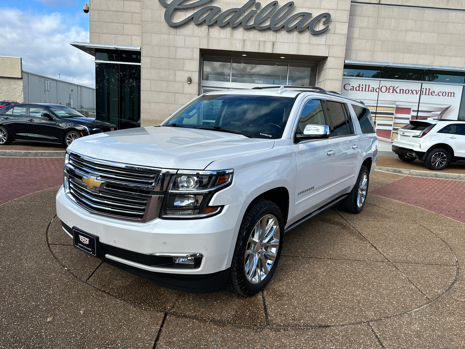 2019 Chevrolet Suburban 1500 Premier 4WD 1