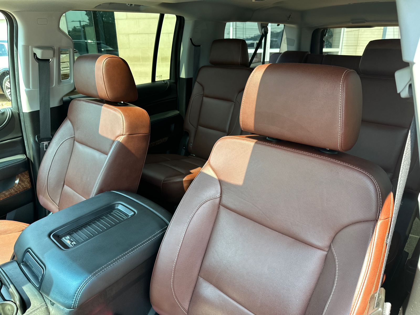 2019 Chevrolet Suburban 1500 Premier 4WD 19