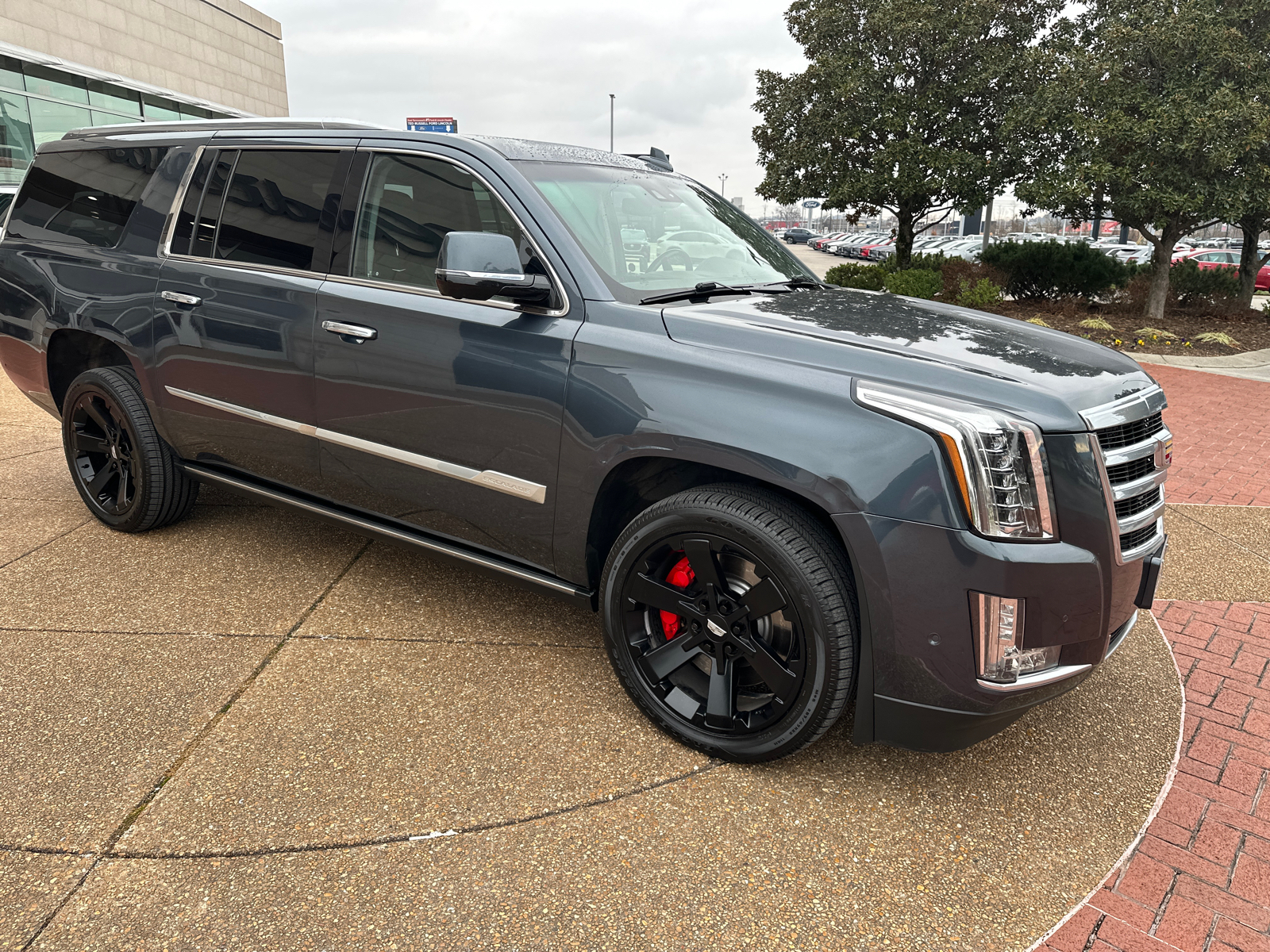 2019 Cadillac Escalade Premium Luxury 4WD ESV 3