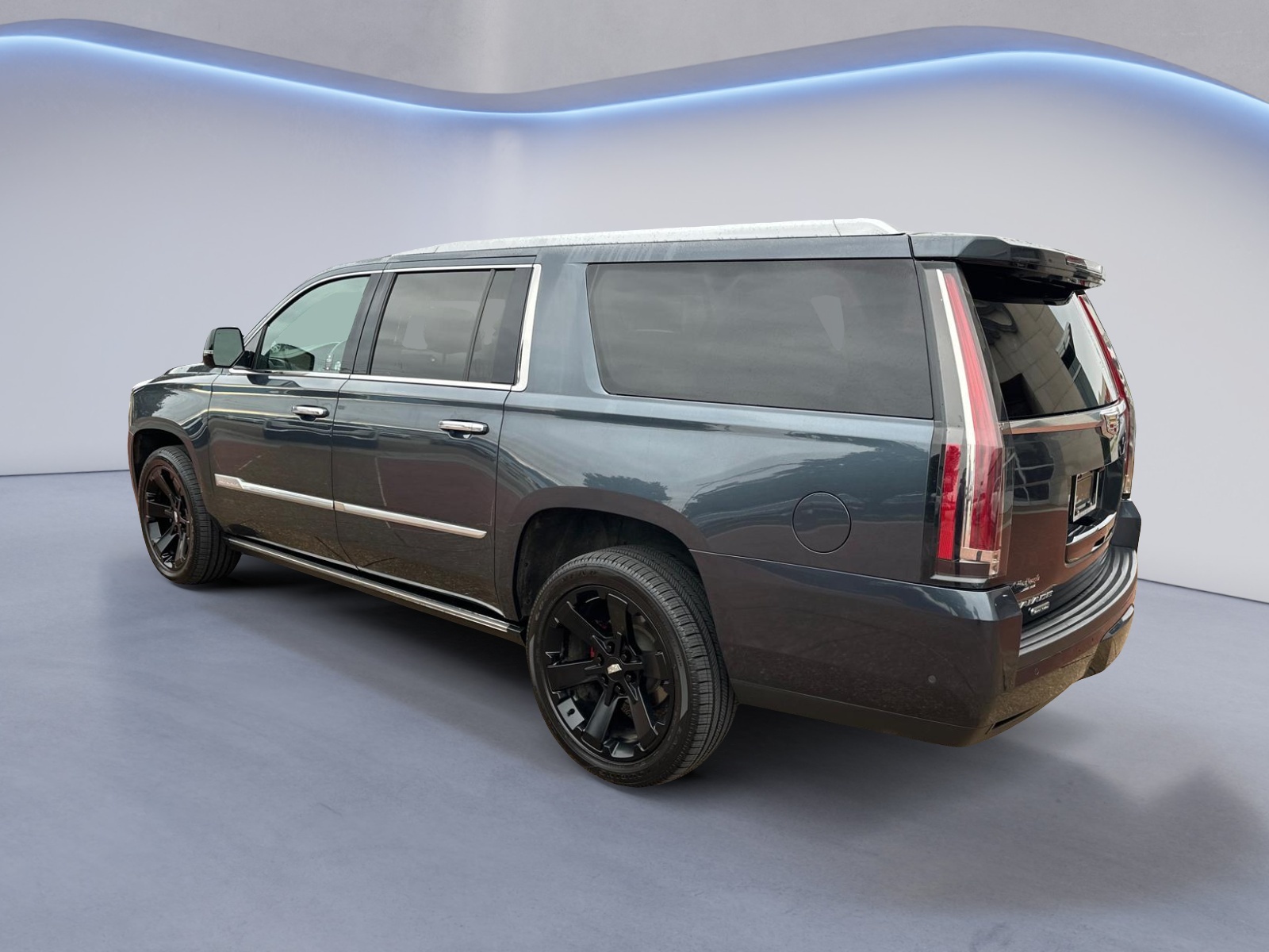 2019 Cadillac Escalade Premium Luxury 4WD ESV 6