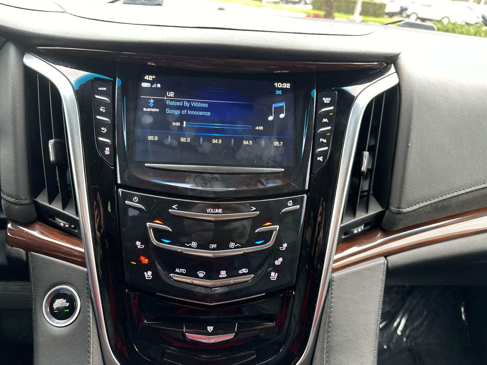 2019 Cadillac Escalade Premium Luxury 4WD ESV 12