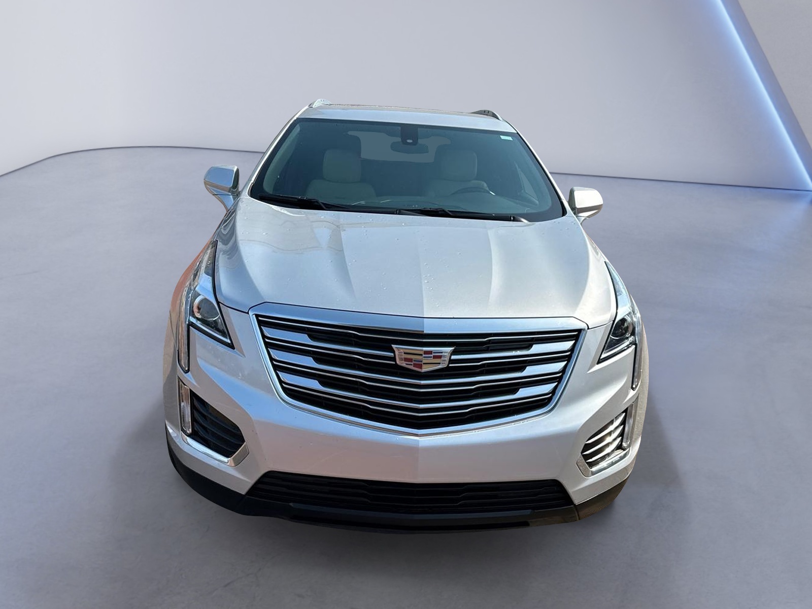 2019 Cadillac XT5 FWD 2