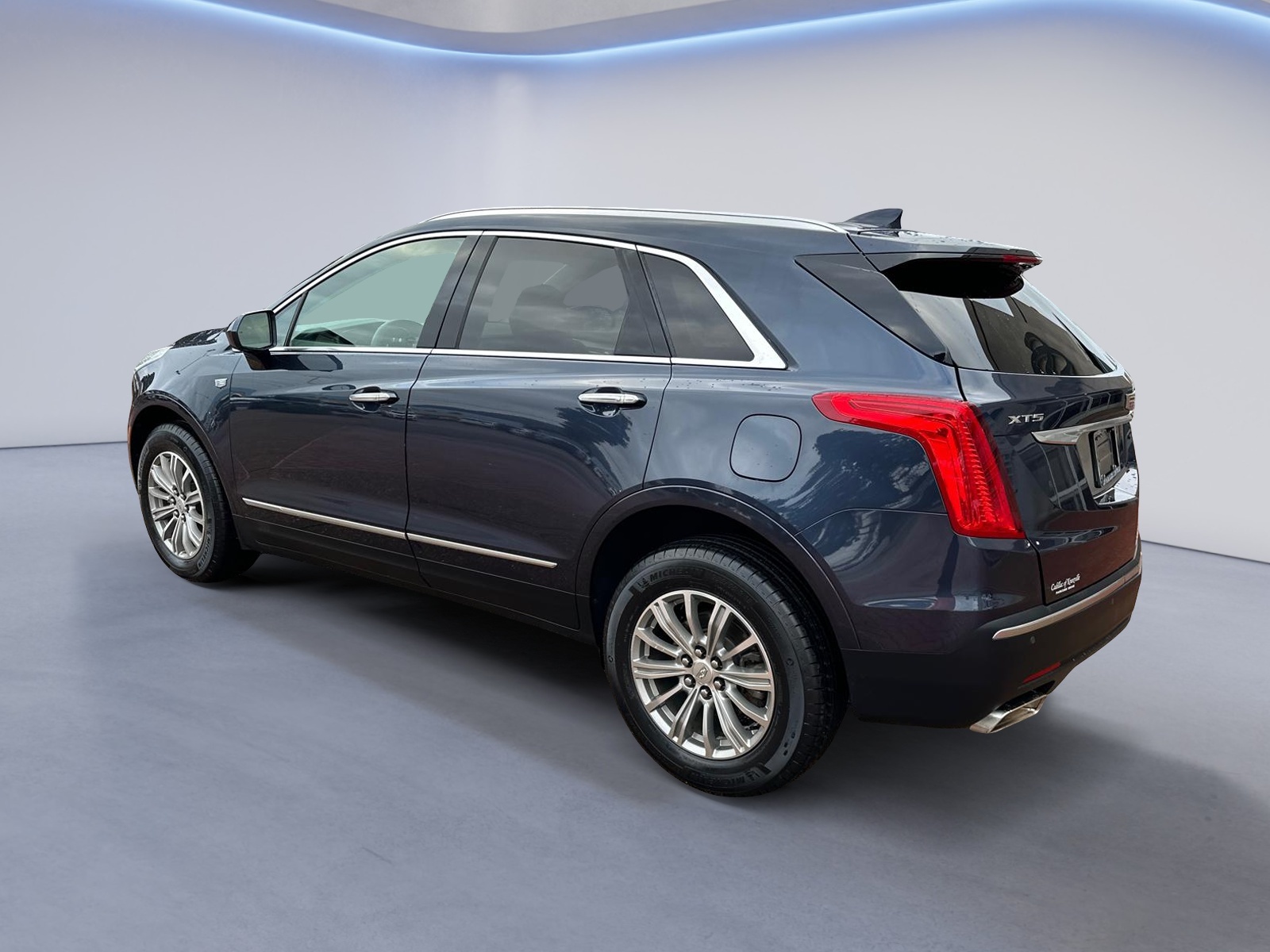 2019 Cadillac XT5 Luxury FWD 6