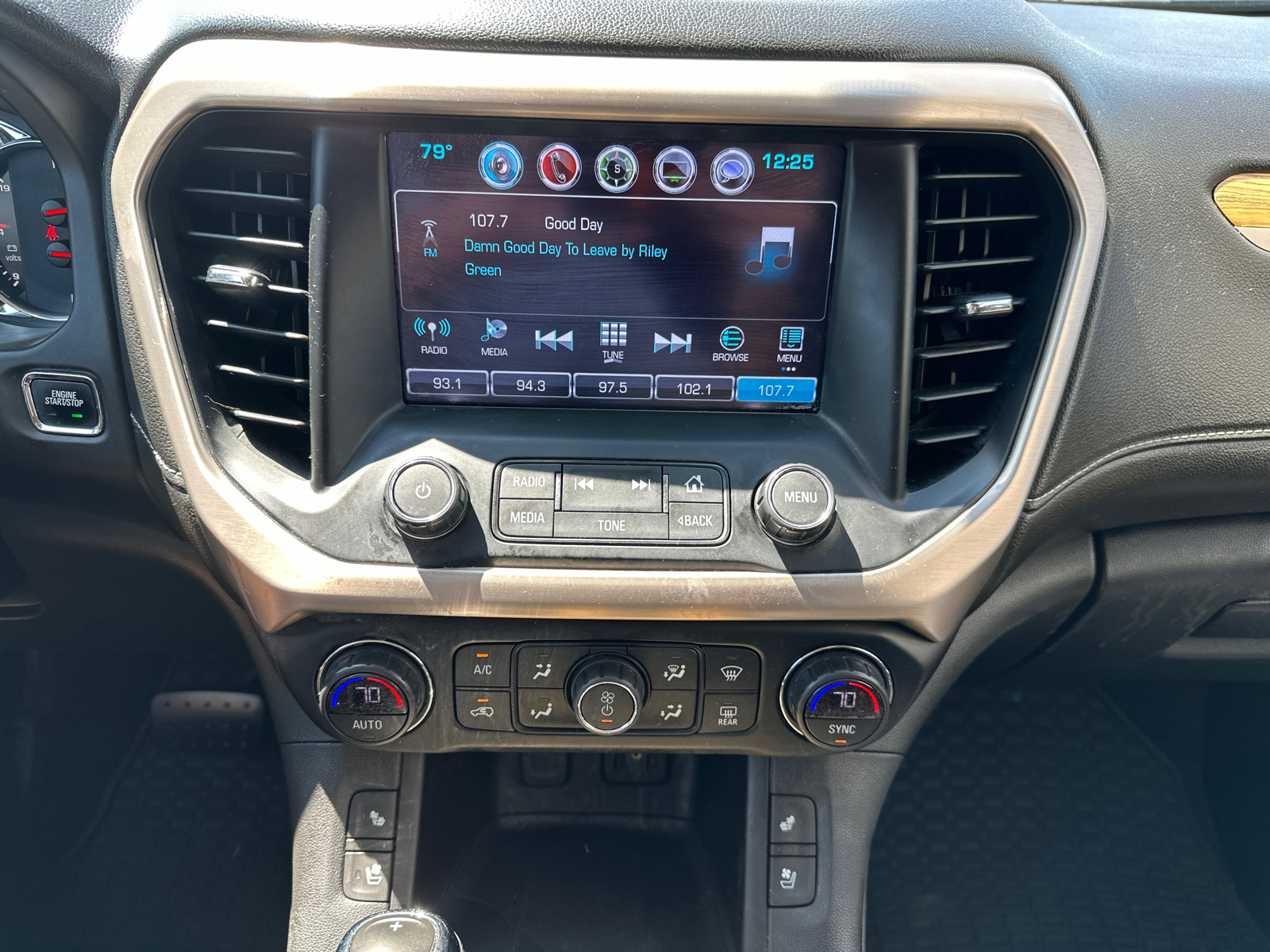 2019 GMC Acadia Denali AWD 12