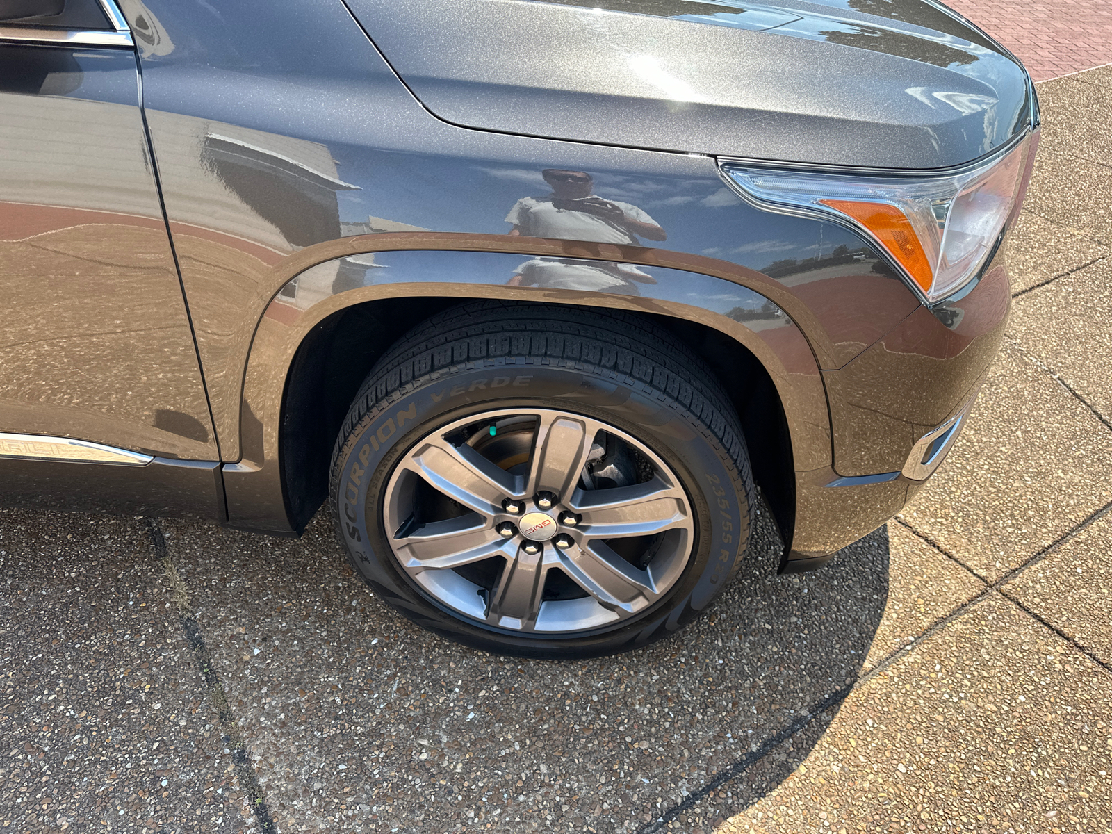 2019 GMC Acadia Denali AWD 30