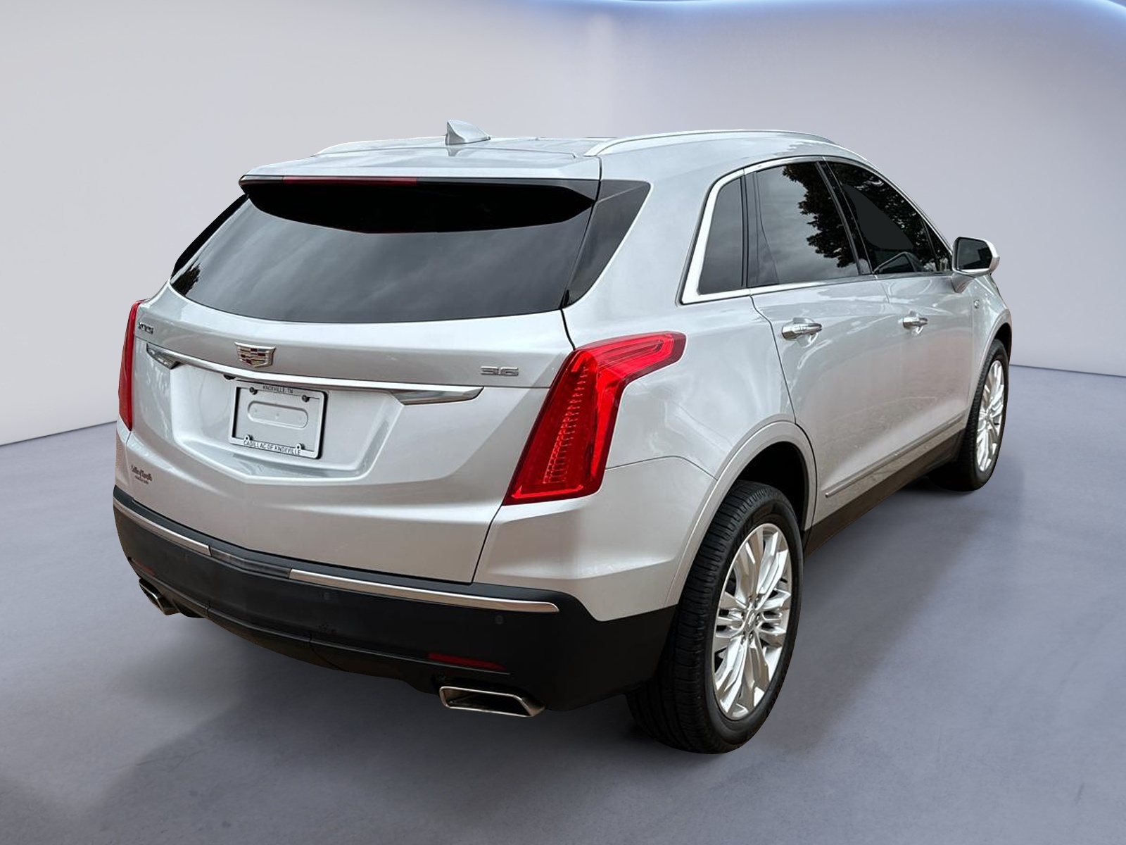 2019 Cadillac XT5 Premium Luxury FWD 4