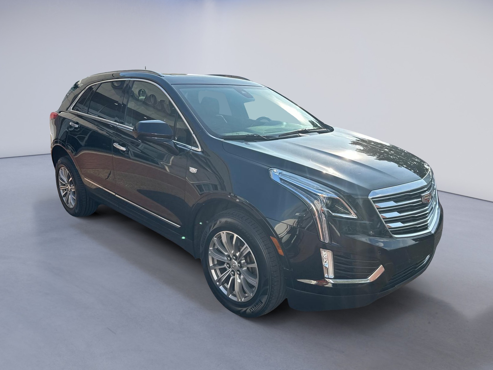 2019 Cadillac XT5 Luxury AWD 3