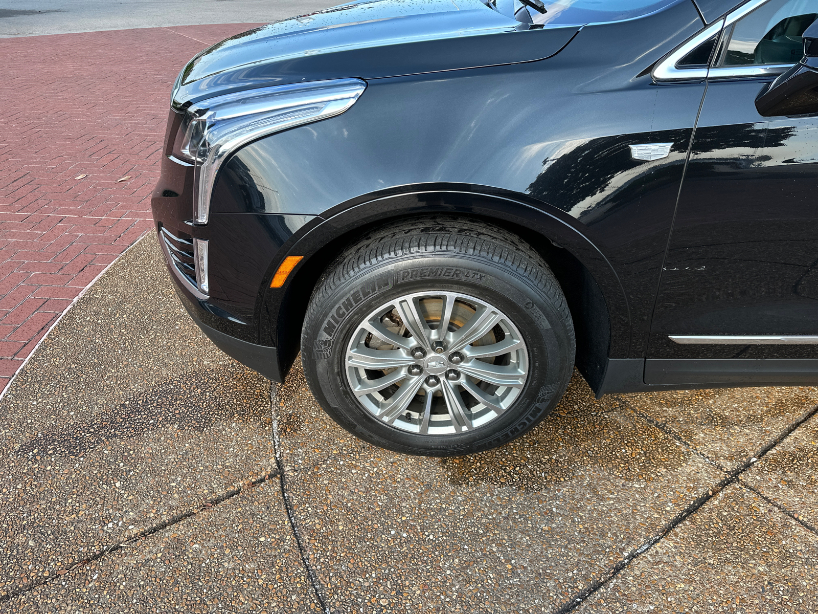 2019 Cadillac XT5 Luxury AWD 28