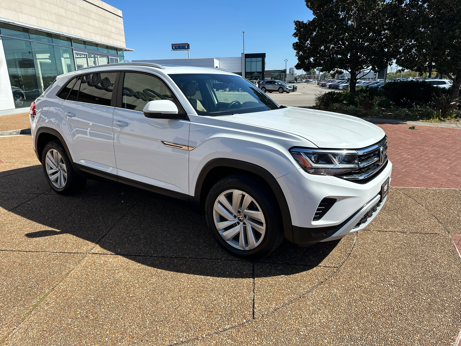 2020 Volkswagen Atlas SE w/Tech 4MOTION Cross Spor 3