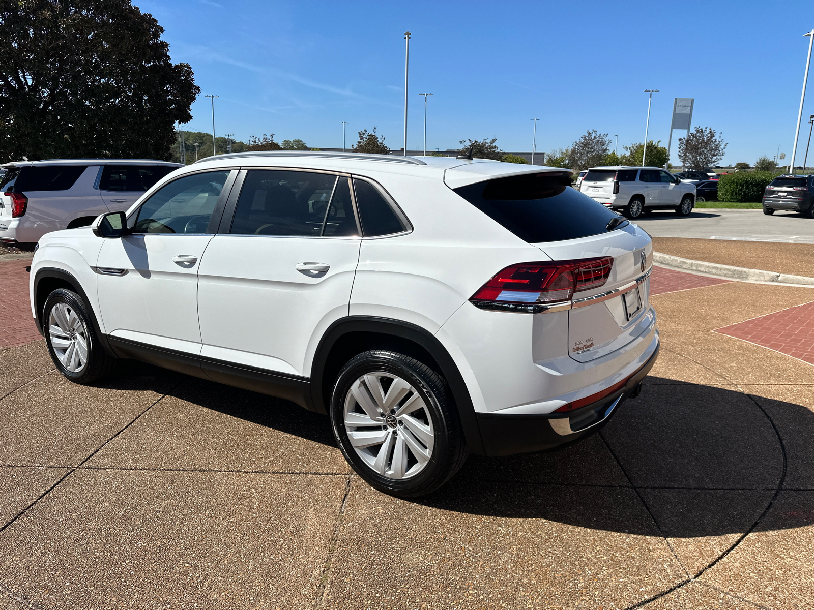 2020 Volkswagen Atlas SE w/Tech 4MOTION Cross Spor 6