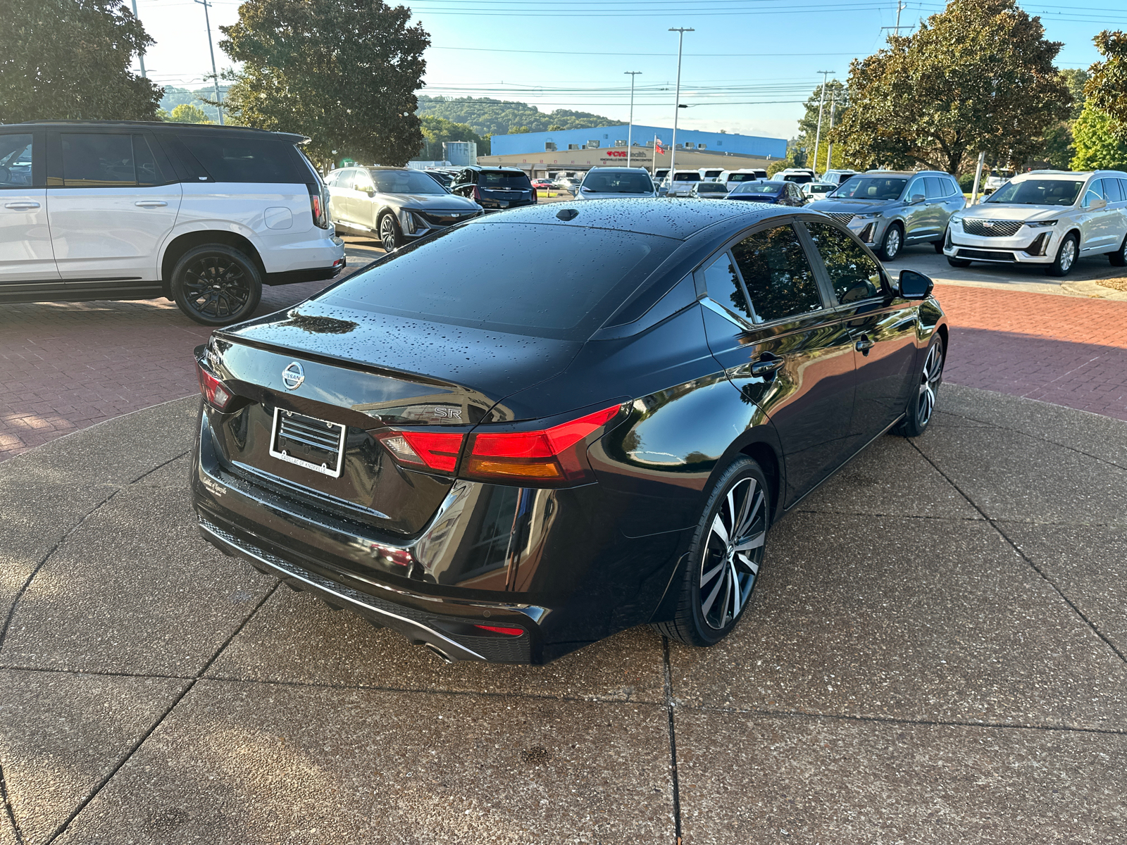 2020 Nissan Altima 2.5 SR 4