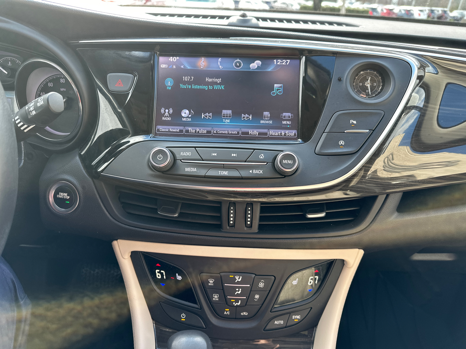 2020 Buick Envision Essence FWD 12