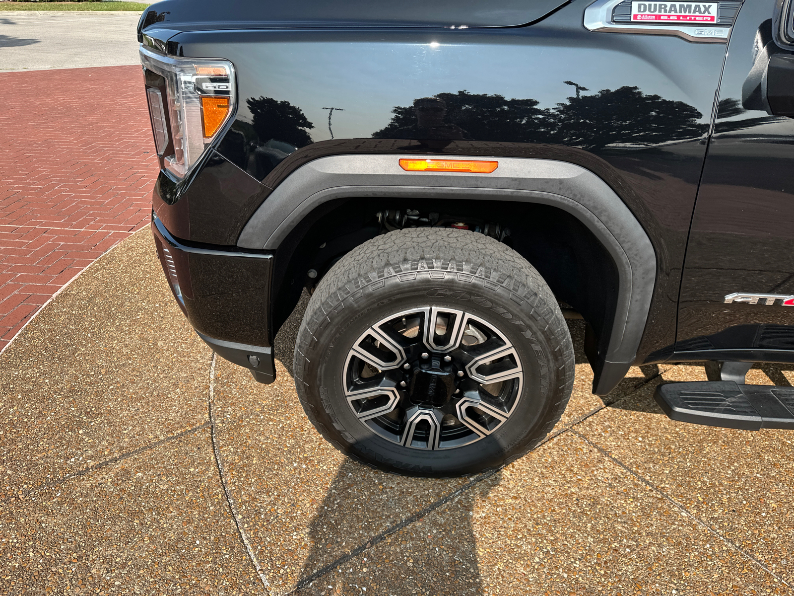 2020 GMC Sierra 2500HD AT4 4WD 159WB 25