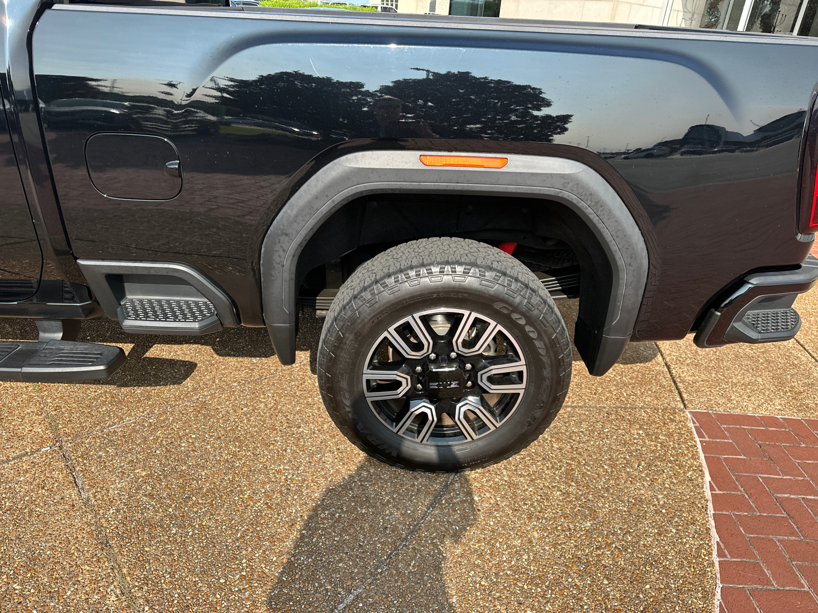 2020 GMC Sierra 2500HD AT4 4WD 159WB 26