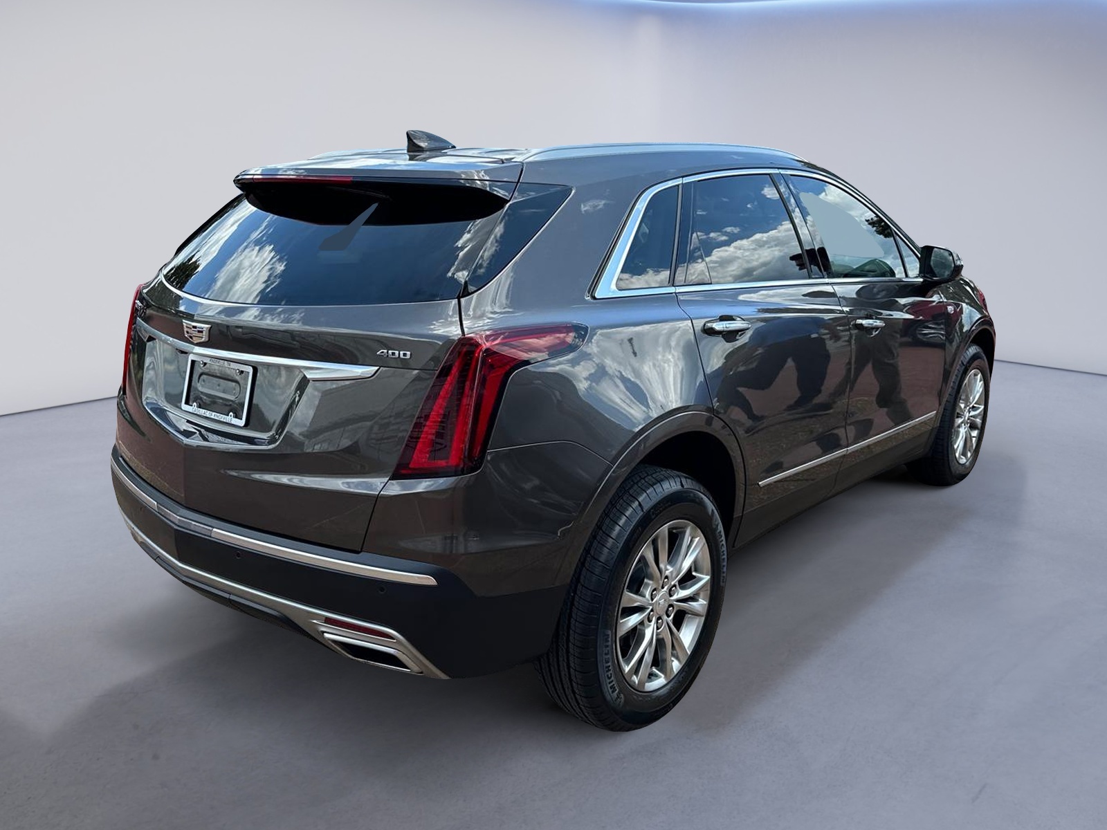 2020 Cadillac XT5 Premium Luxury FWD 4