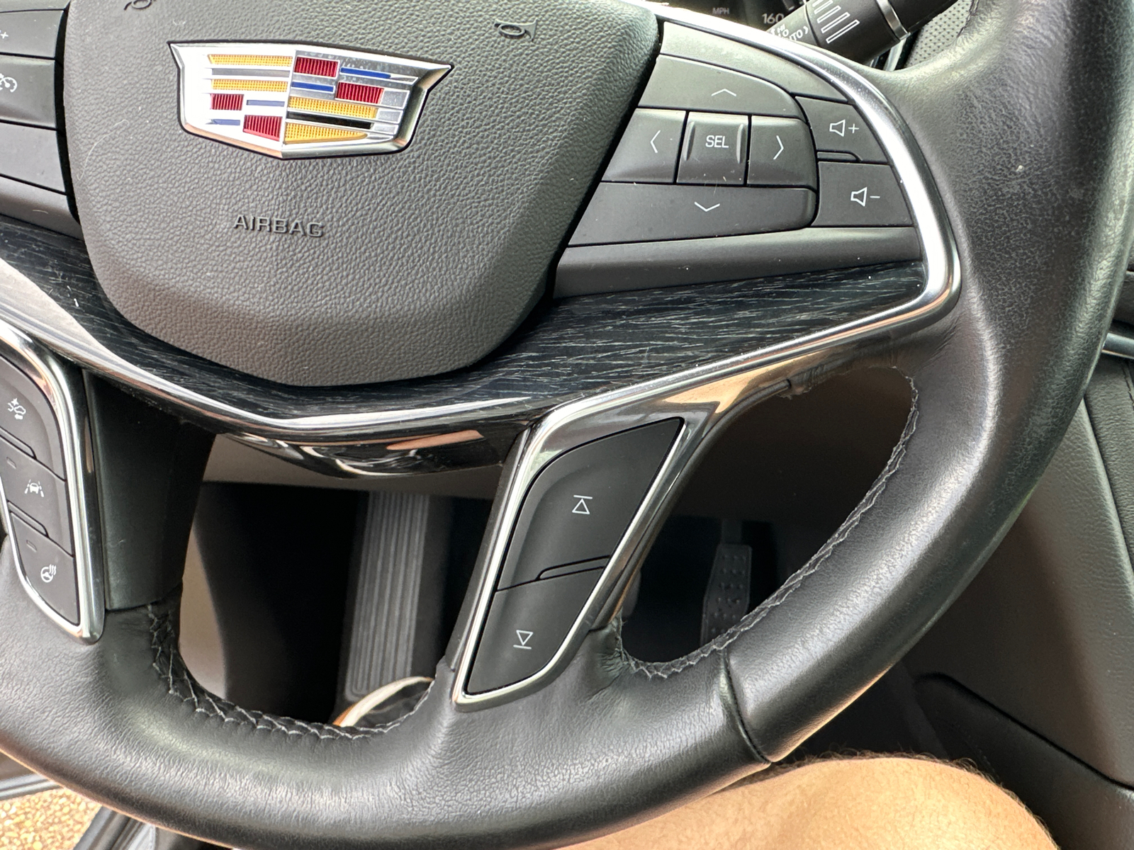 2020 Cadillac XT5 Premium Luxury FWD 13