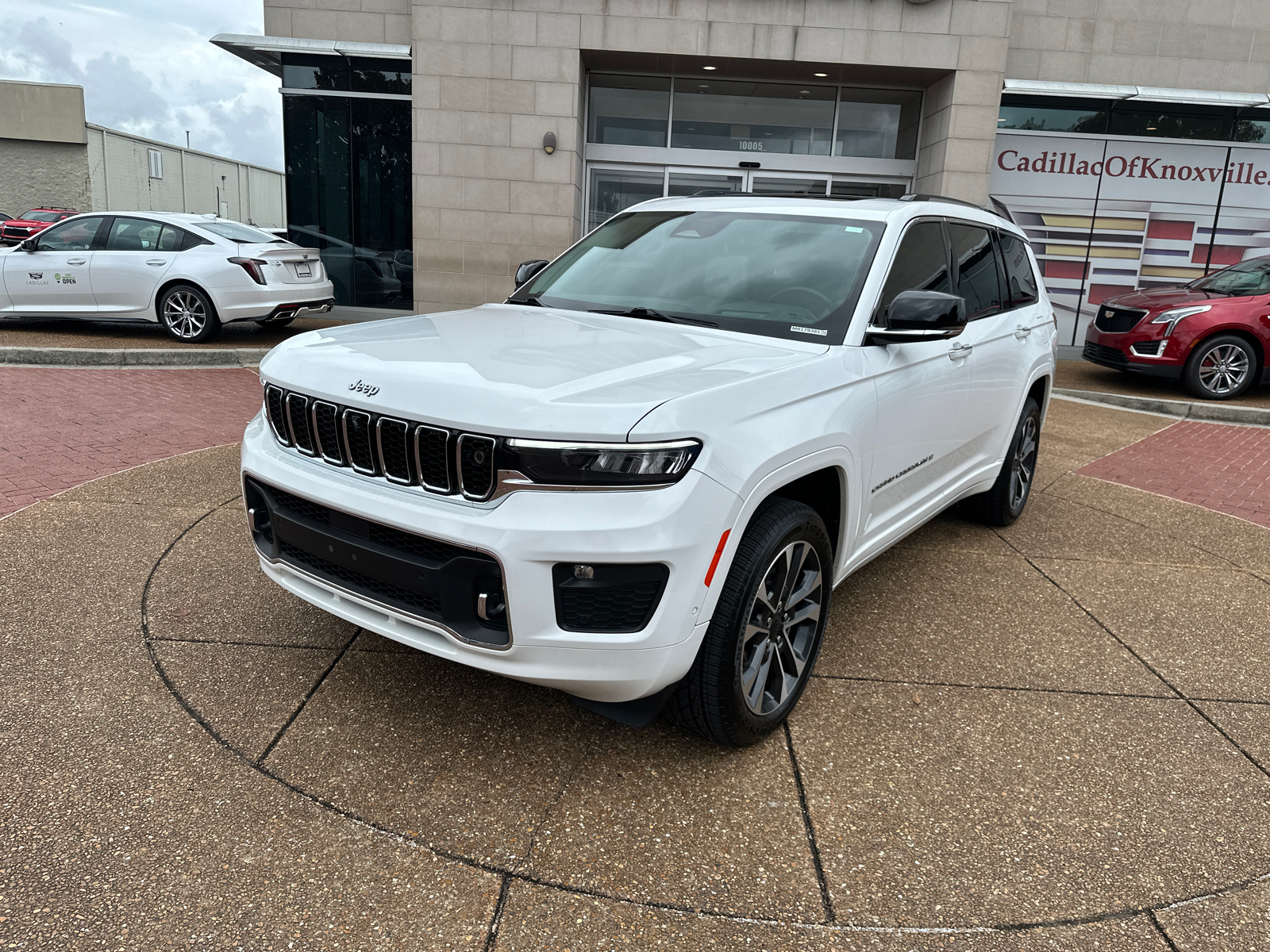 2021 Jeep Grand Cherokee L Overland 4WD 1