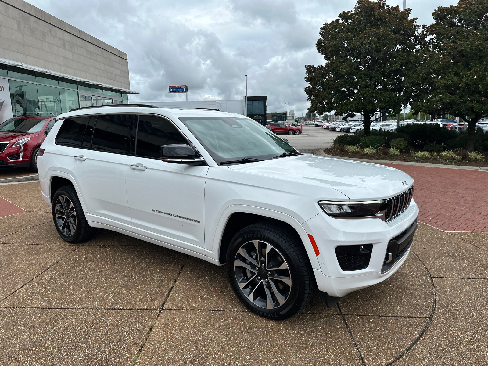 2021 Jeep Grand Cherokee L Overland 4WD 3