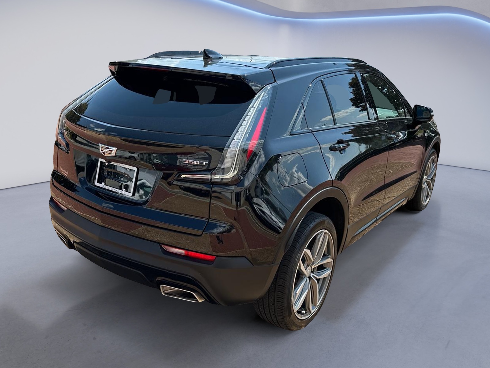 2021 Cadillac XT4 Sport FWD 4