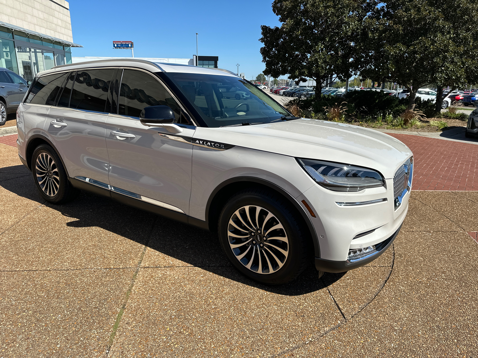 2021 Lincoln Aviator Reserve RWD 3