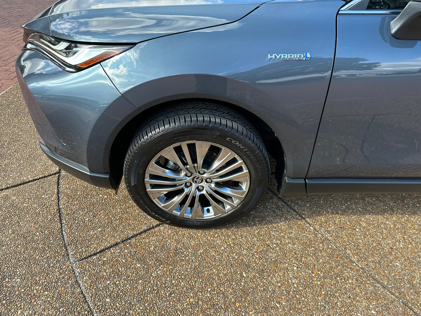 2021 Toyota Venza AWD Hybrid 29