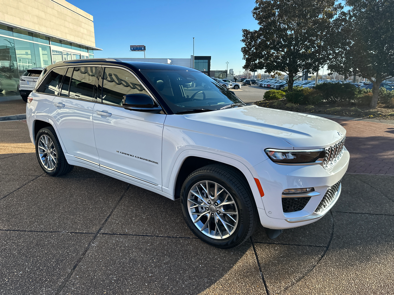 2022 Jeep Grand Cherokee Summit 4WD 4xe 3