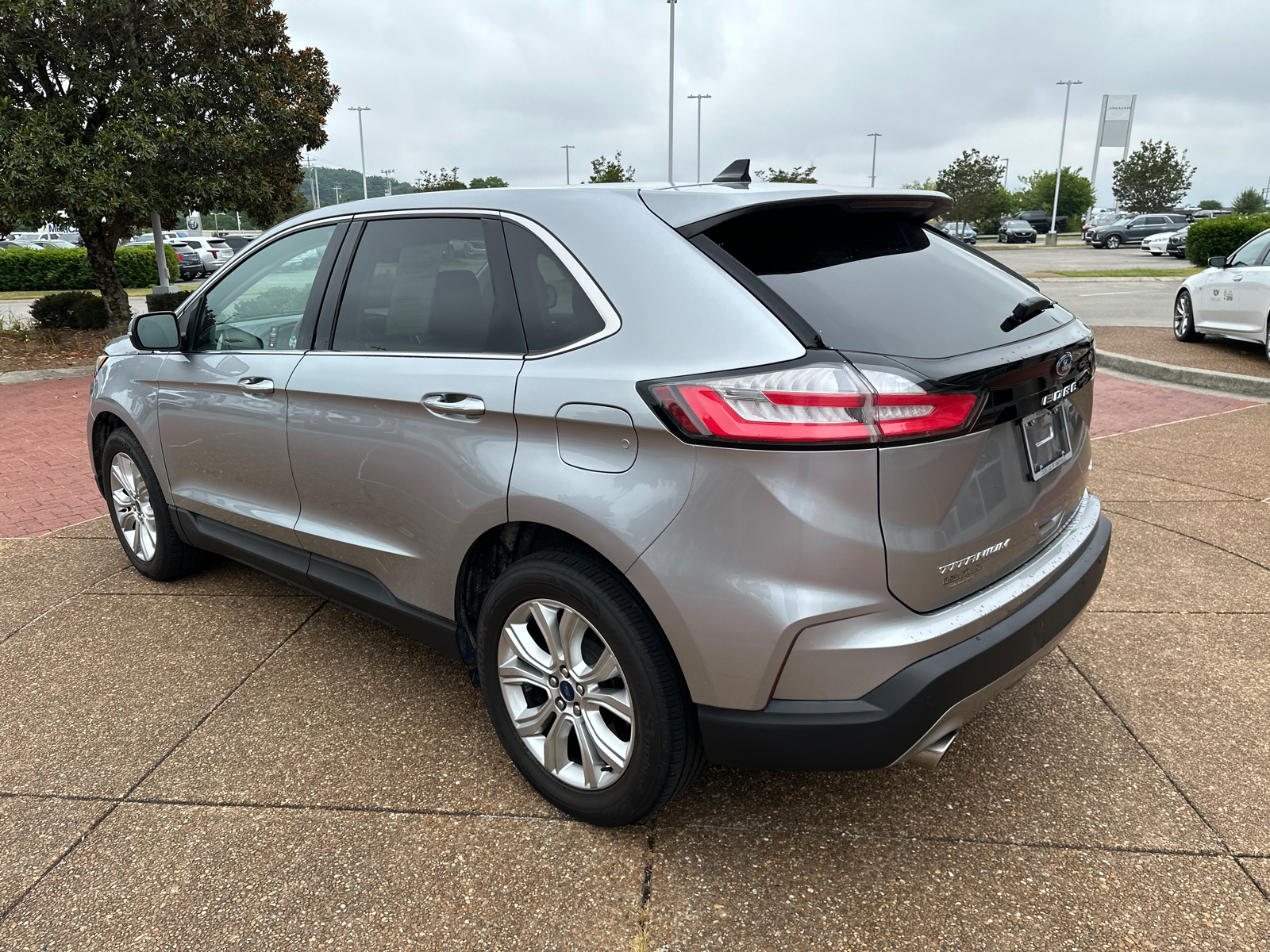 2022 Ford Edge Titanium AWD 6