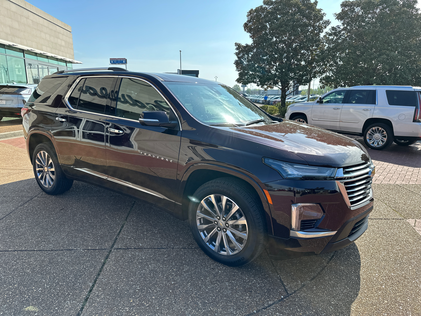 2022 Chevrolet Traverse Premier FWD 3