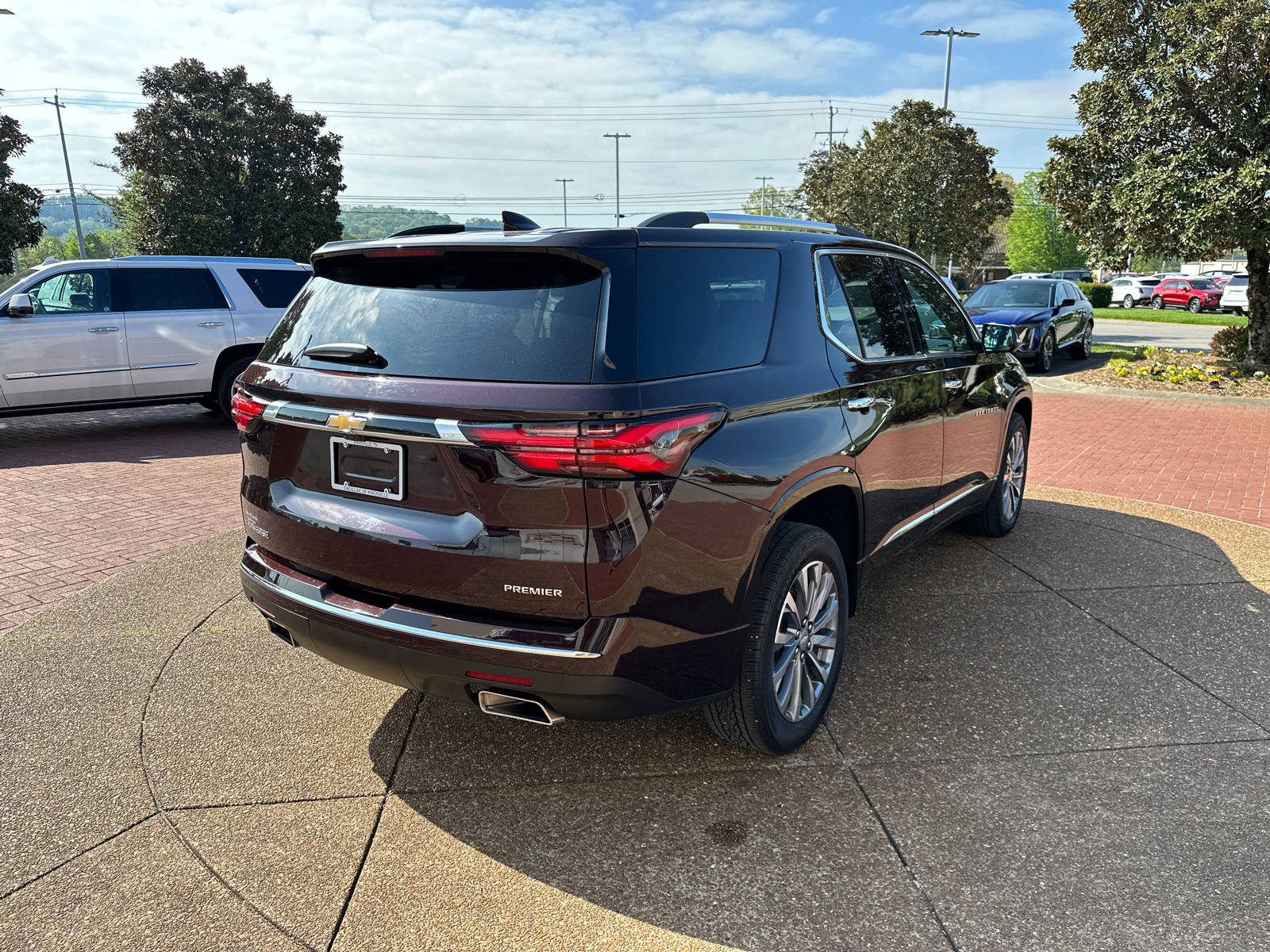 2022 Chevrolet Traverse Premier FWD 4