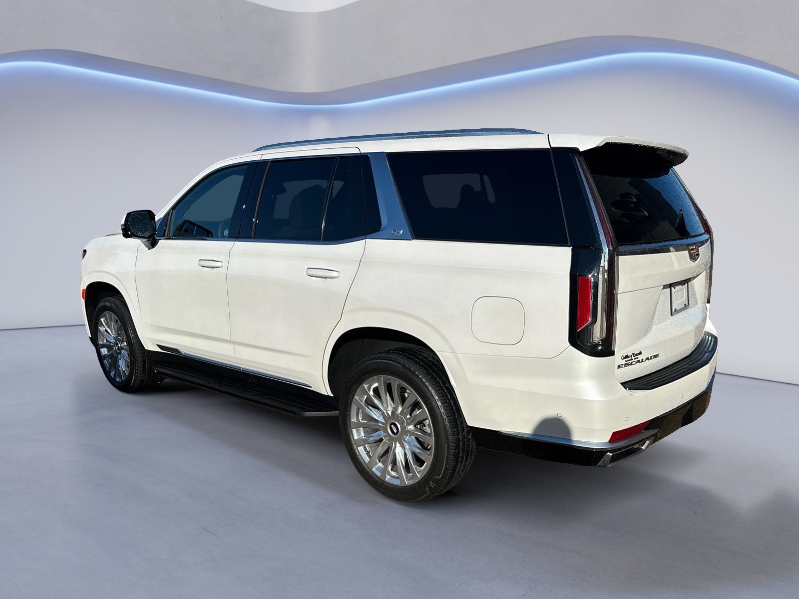 2022 Cadillac Escalade Premium Luxury 4WD 6