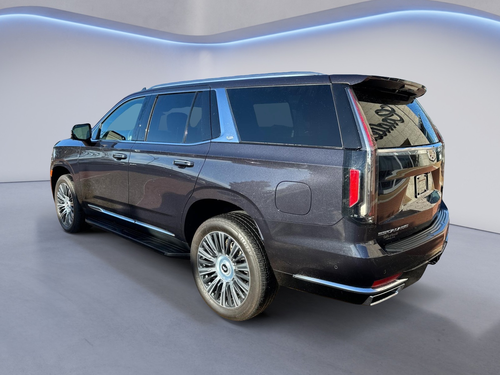 2022 Cadillac Escalade Premium Luxury 4WD 6