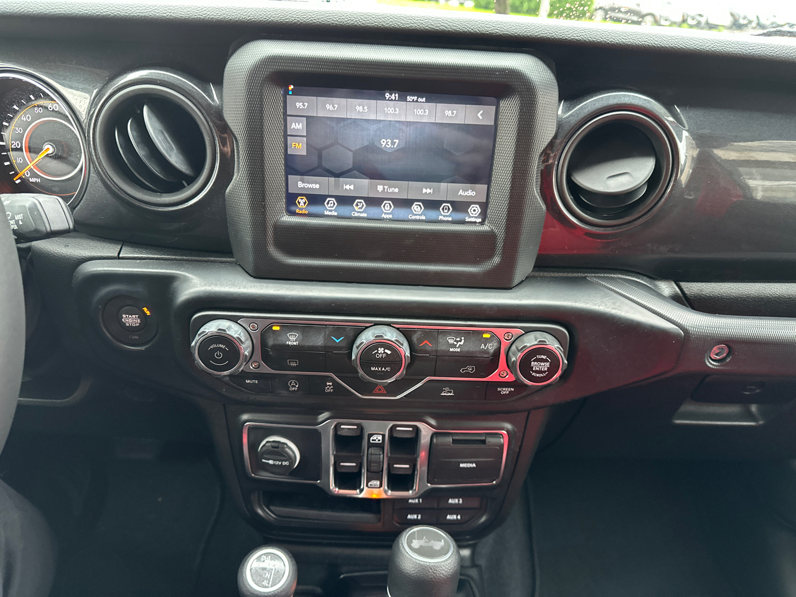 2022 Jeep Wrangler Unlimited Sport Altitude 4WD 12