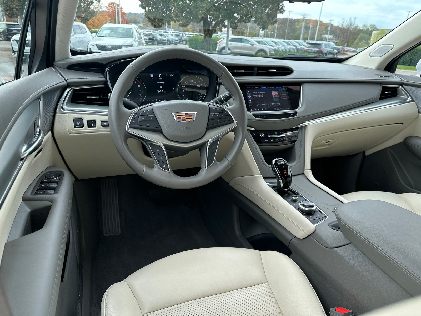 2022 Cadillac XT5 Premium Luxury FWD 7