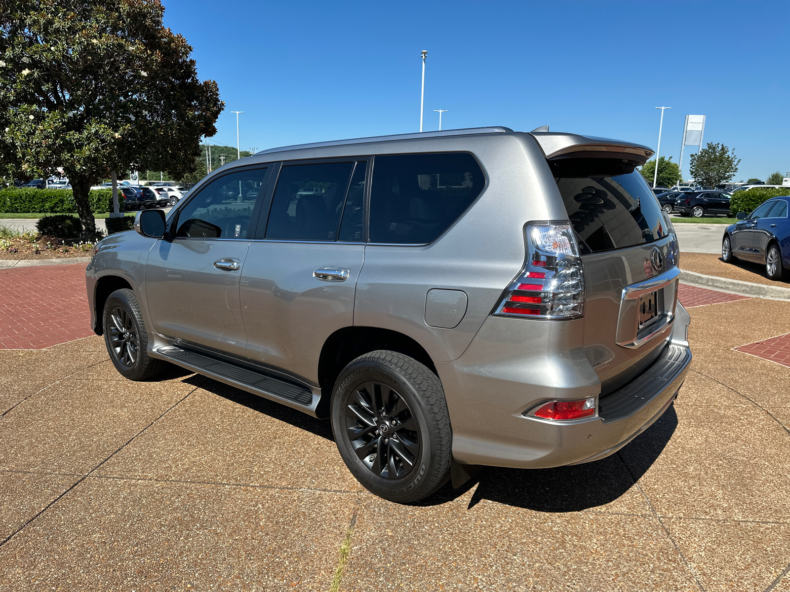 2023 Lexus GX460 Premium 4WD 6