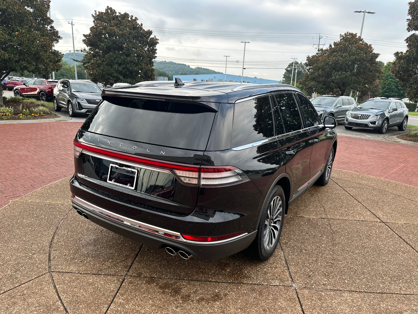 2023 Lincoln Aviator Reserve AWD 4