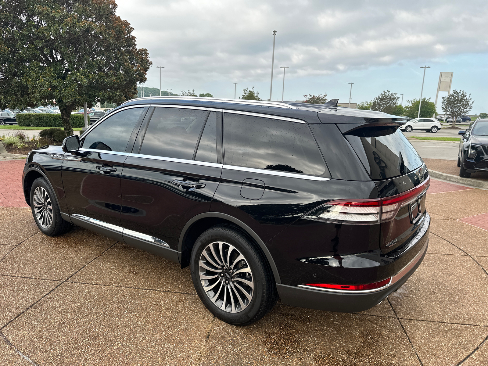 2023 Lincoln Aviator Reserve AWD 6