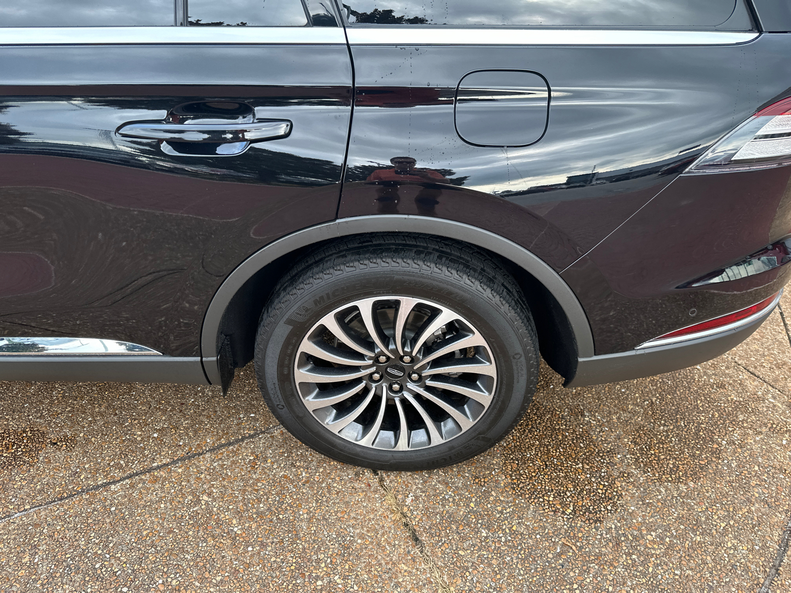 2023 Lincoln Aviator Reserve AWD 30