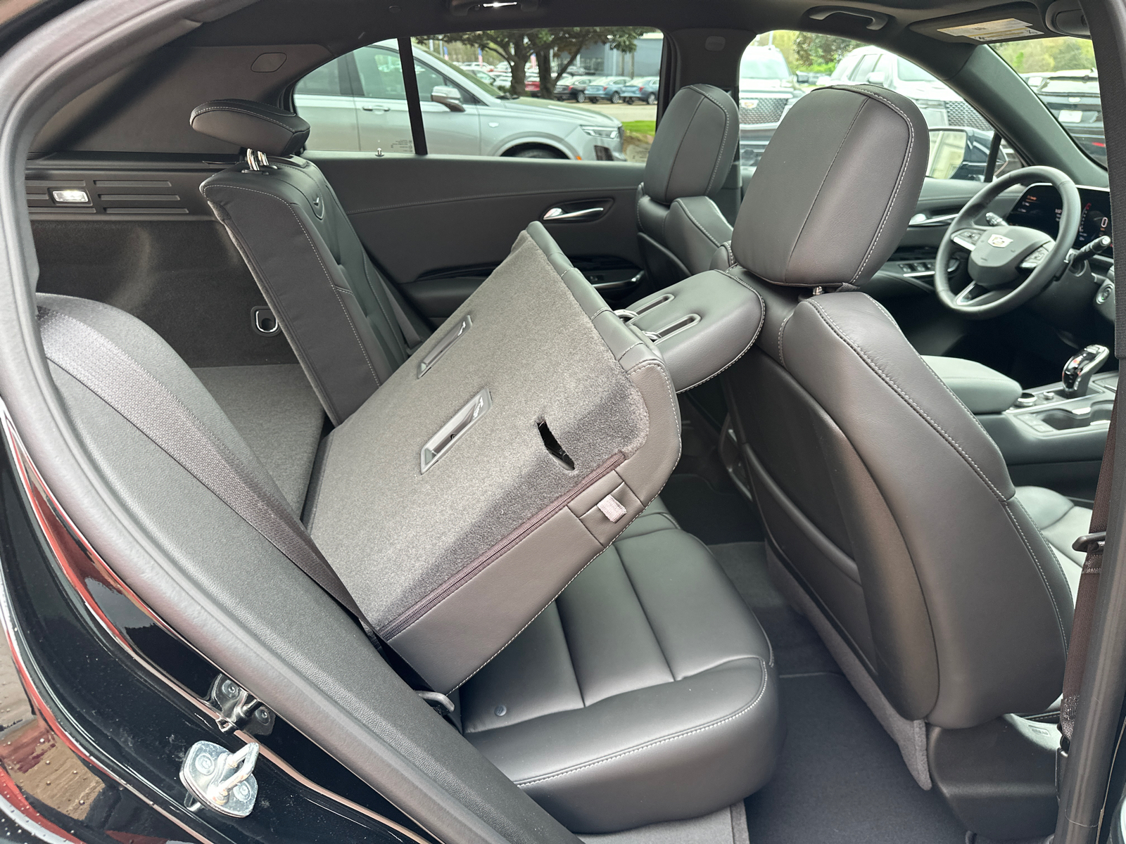 2024 Cadillac XT4 AWD Luxury 23