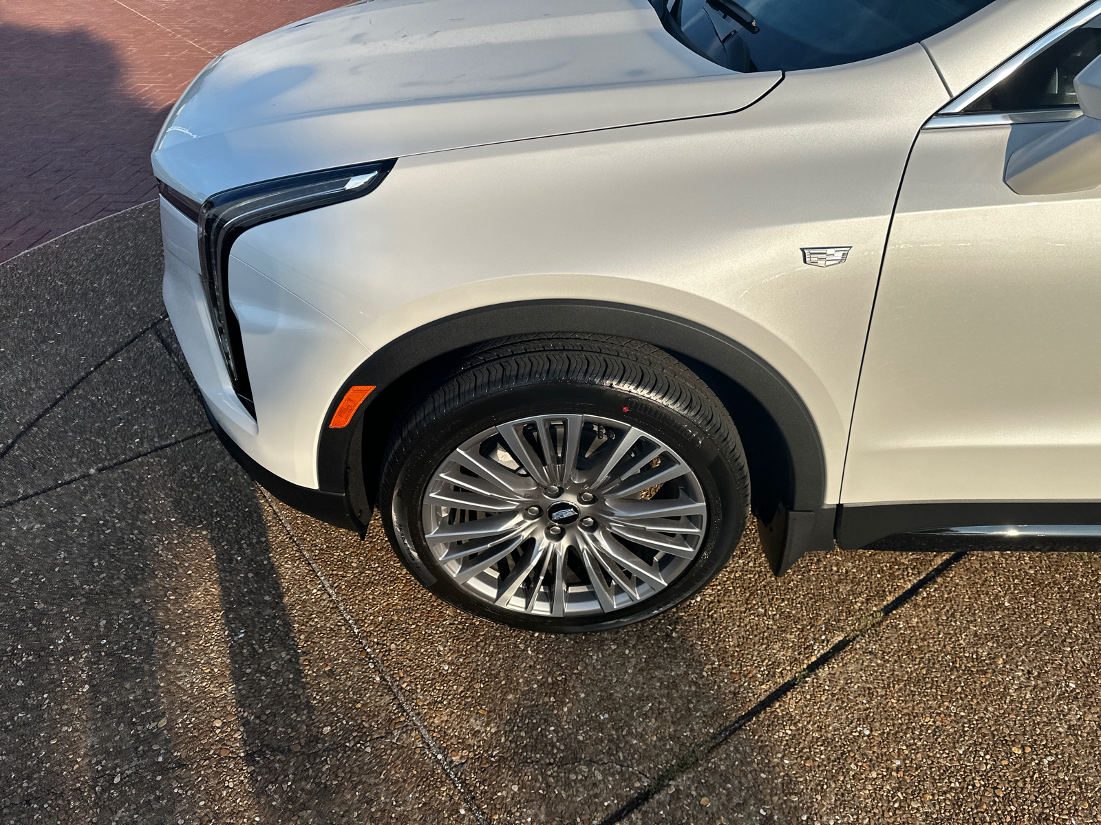 2024 Cadillac XT4 Premium Luxury FWD 28