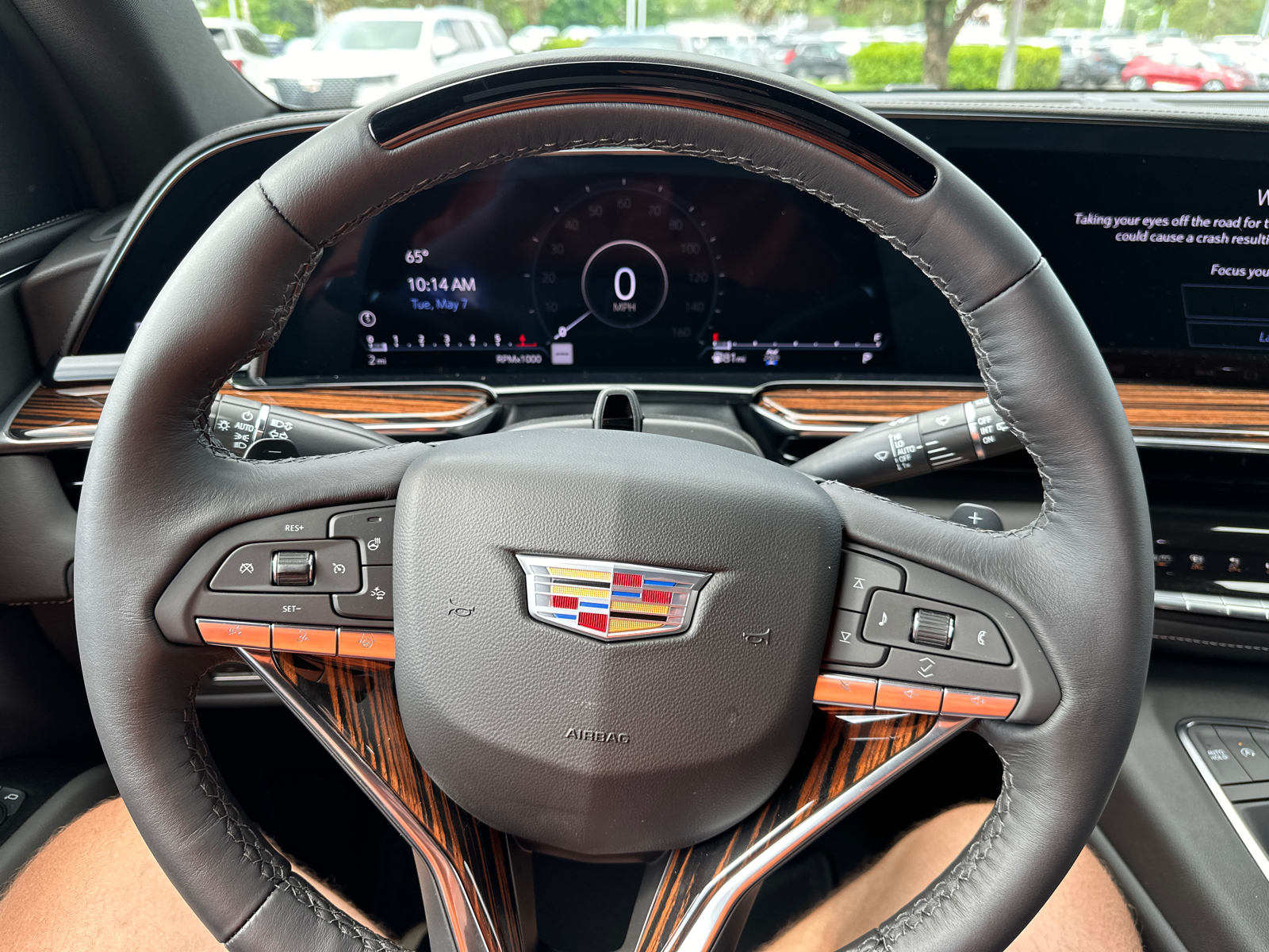 2024 Cadillac Escalade Premium Luxury 4WD 8